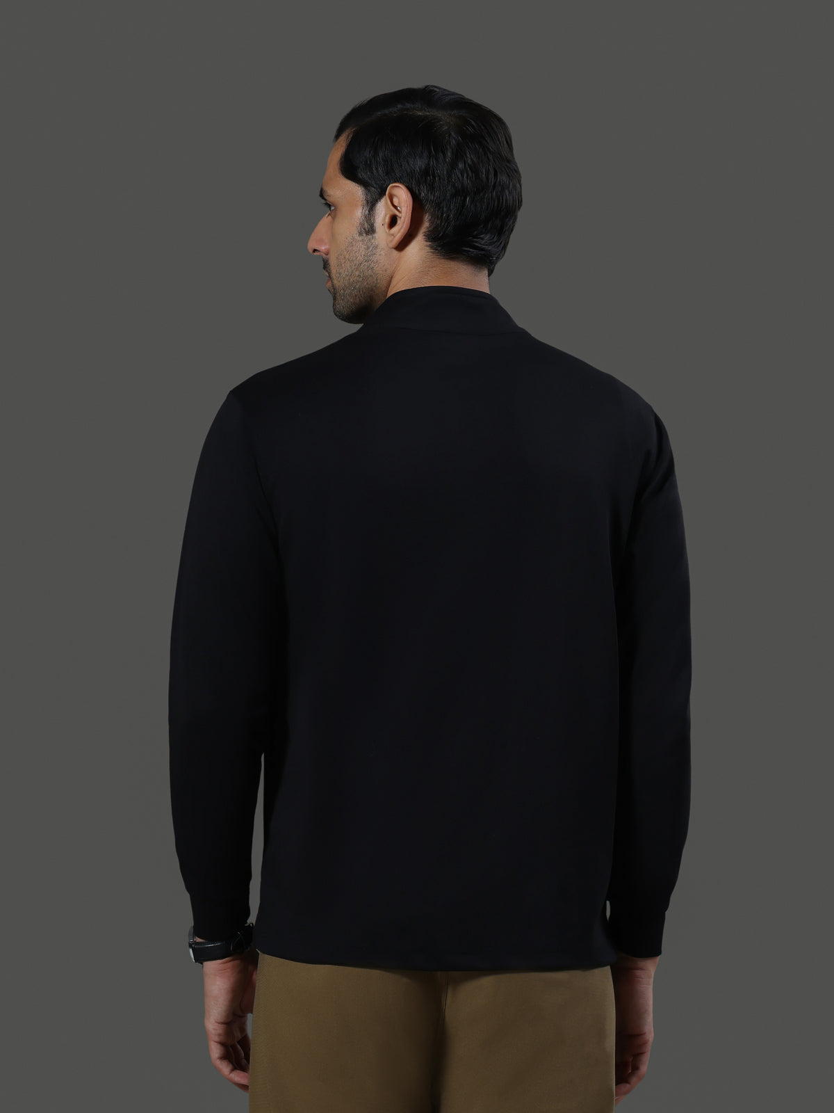 after-hours-high-neck-zip-long-sleeves-obsidian image 6 - After Hours 1/4 Zip Neck Long Sleeves - Obsidian