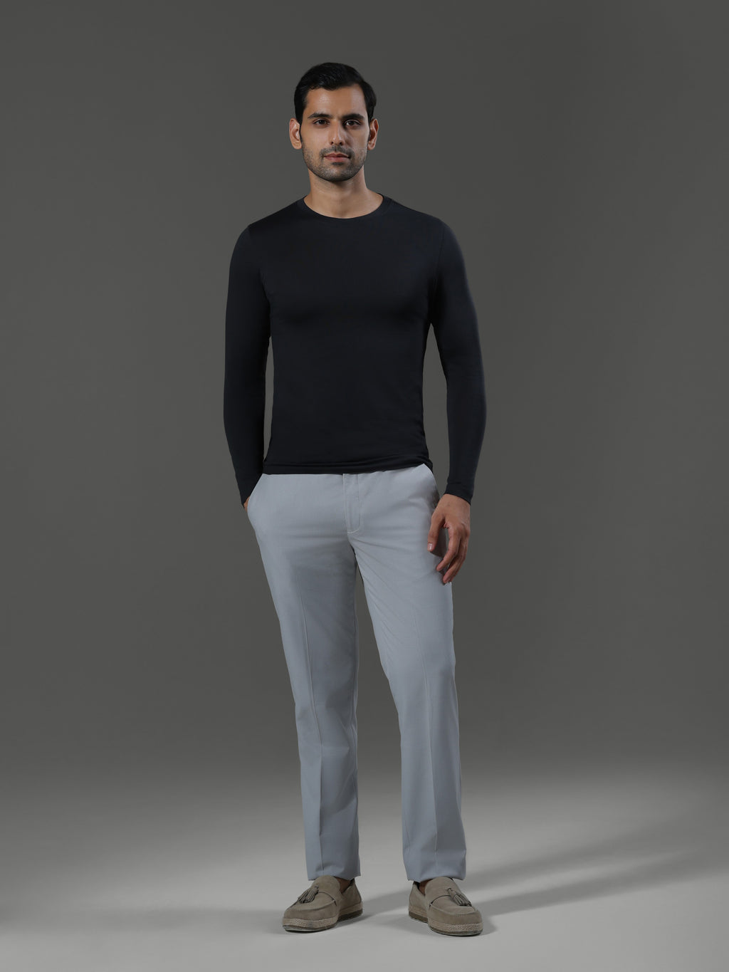 baseline-crew-neck-long-sleeves-slate image 2 - Baseline Crew Neck Long Sleeves - Slate