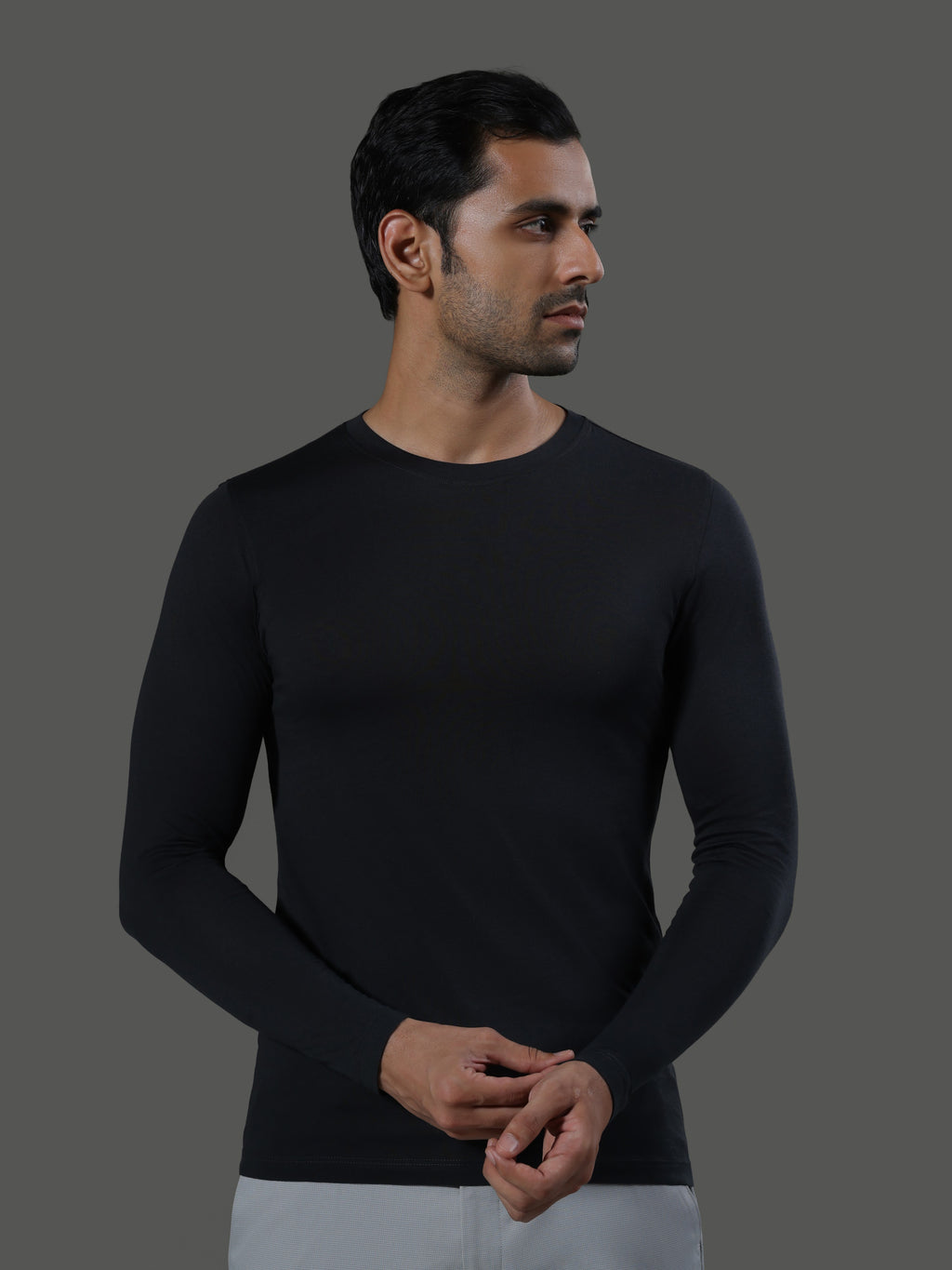 baseline-crew-neck-long-sleeves-slate image 4 - Baseline Crew Neck Long Sleeves - Slate
