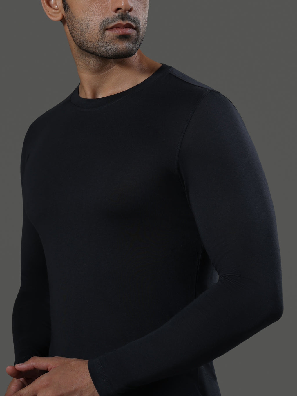 baseline-crew-neck-long-sleeves-slate image 5 - Baseline Crew Neck Long Sleeves - Slate