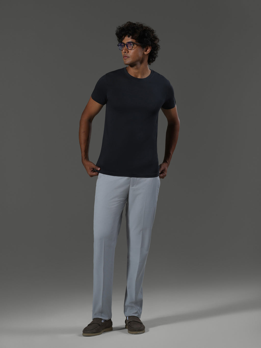 baseline-crew-neck-short-sleeves-slate image 2 - Baseline Crew Neck Short Sleeves - Slate