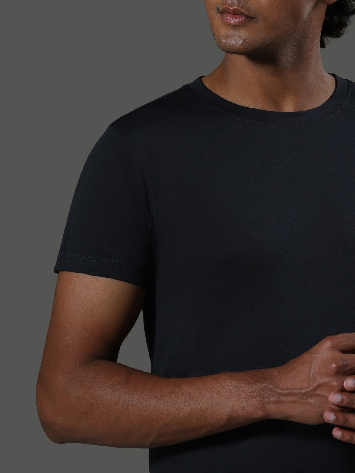 baseline-crew-neck-short-sleeves-slate image 5 - Baseline Crew Neck Short Sleeves - Slate