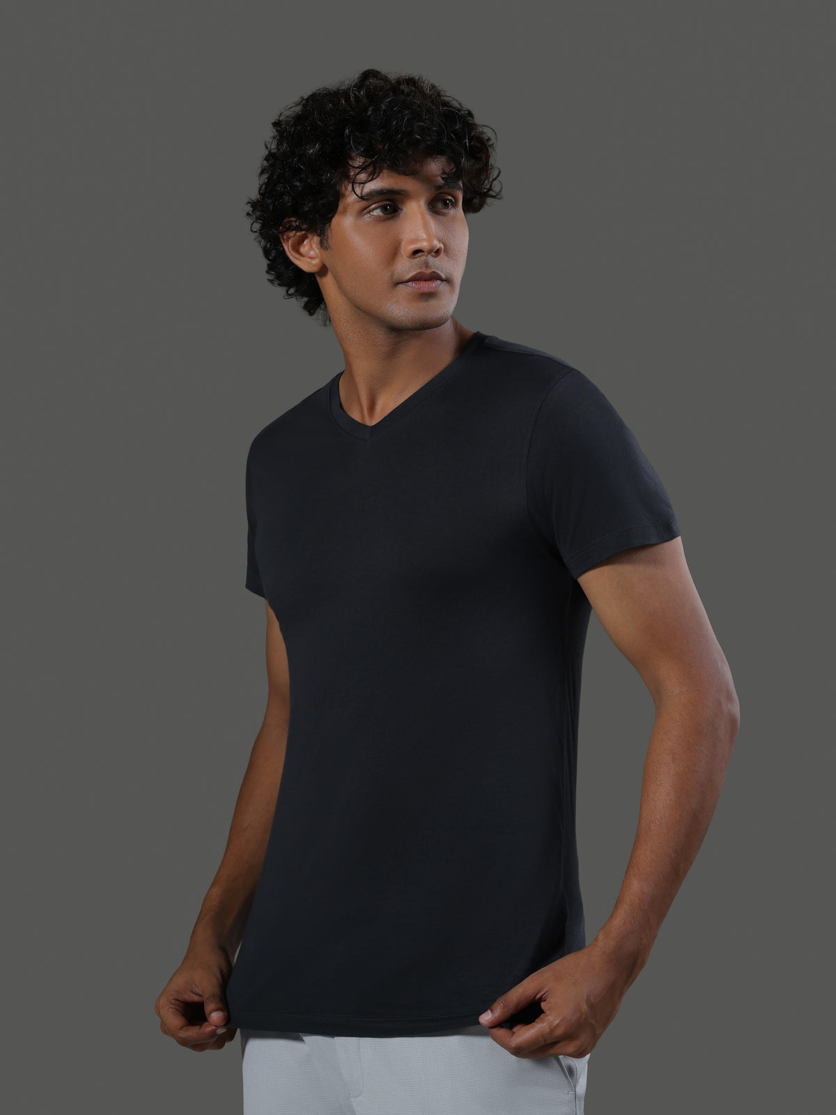 baseline-v-neck-short-sleeves-slate image 1 - Baseline V-Neck Short Sleeves - Slate