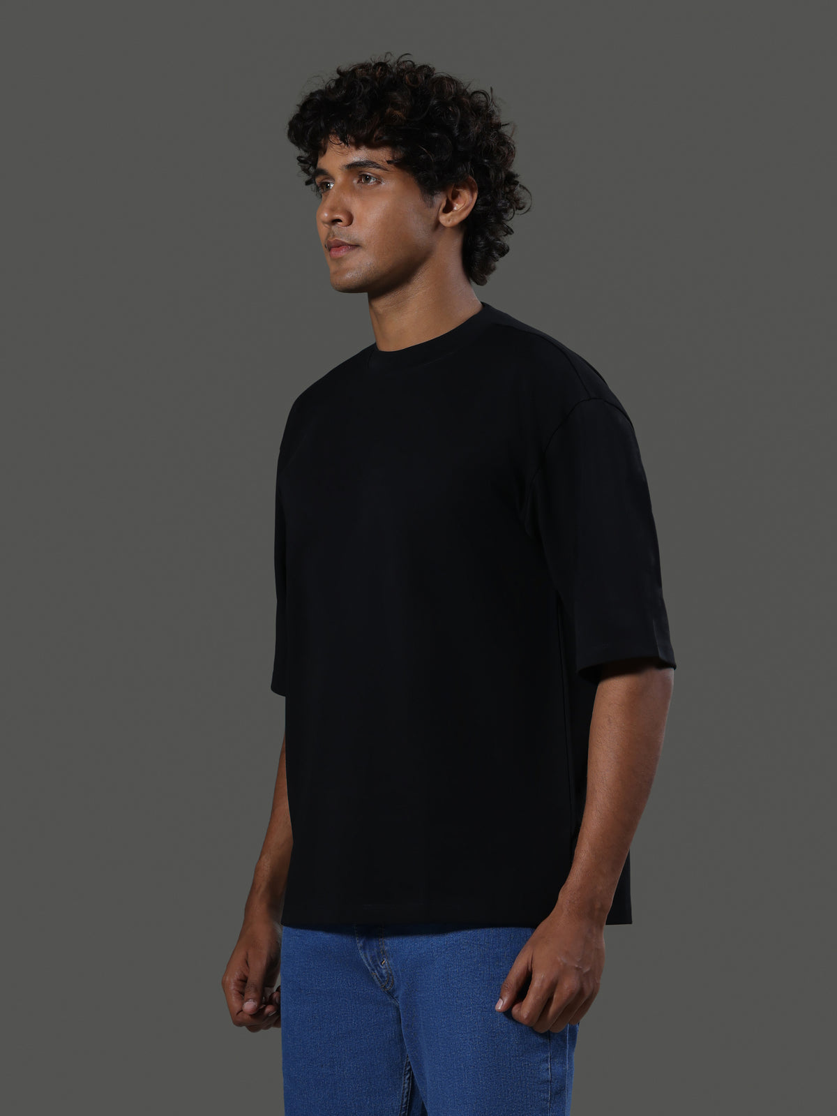 Leisure Crew Neck Short Sleeves - obsidian - image 3