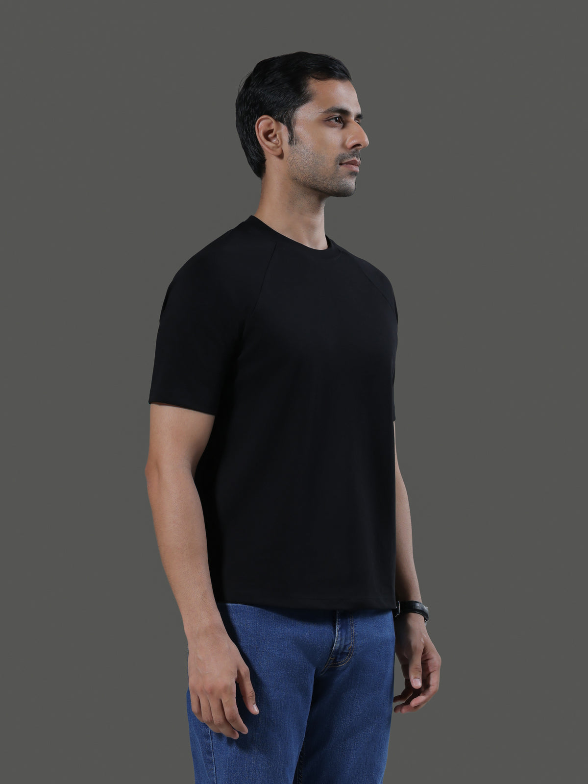 Leisure Raglan Crew Neck Short Sleeves - obsidian - image 5