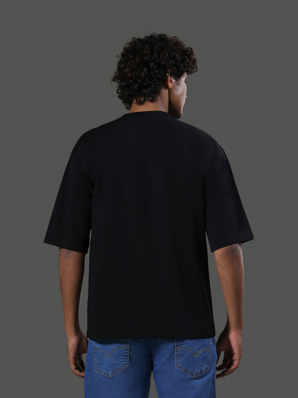 Leisure Crew Neck Short Sleeves - obsidian - image 6