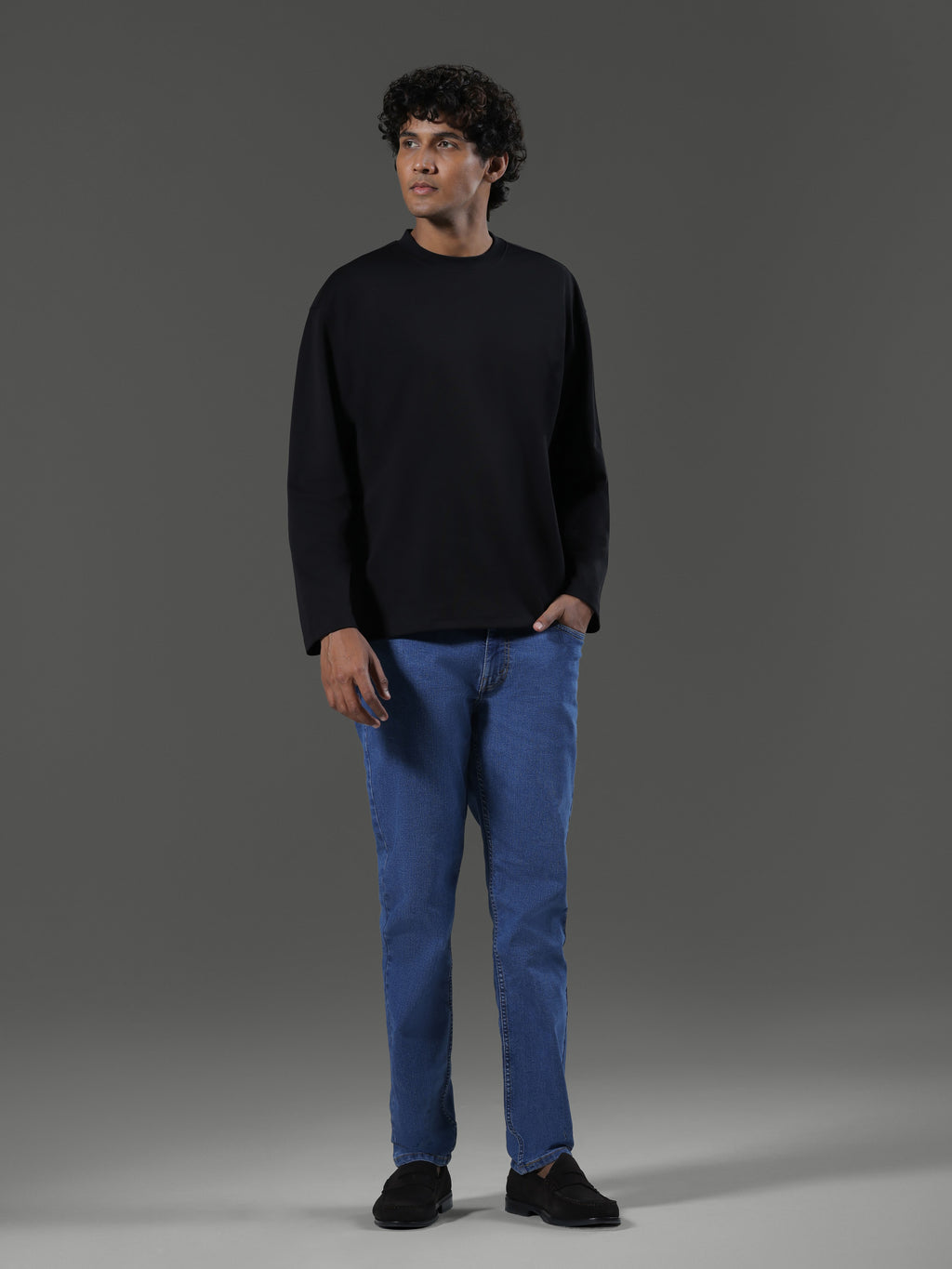 Leisure Crew Neck Long Sleeves - obsidian - image 2