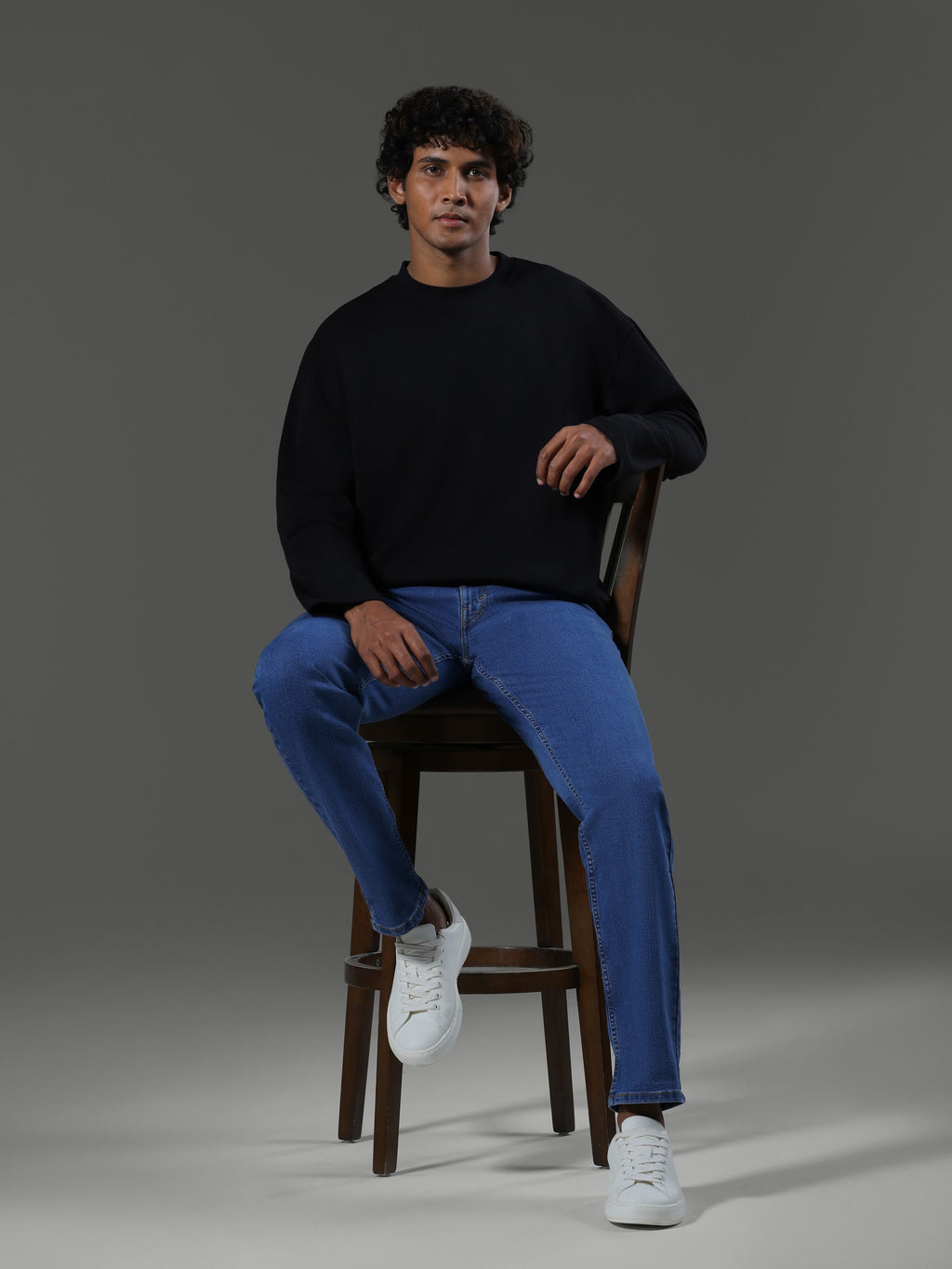 Leisure Crew Neck Long Sleeves - obsidian - image 4