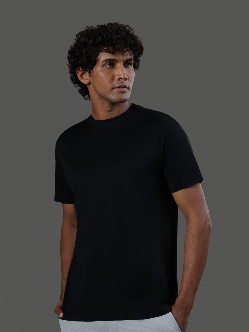 Method Crew Neck Short Sleeves in Obsidian